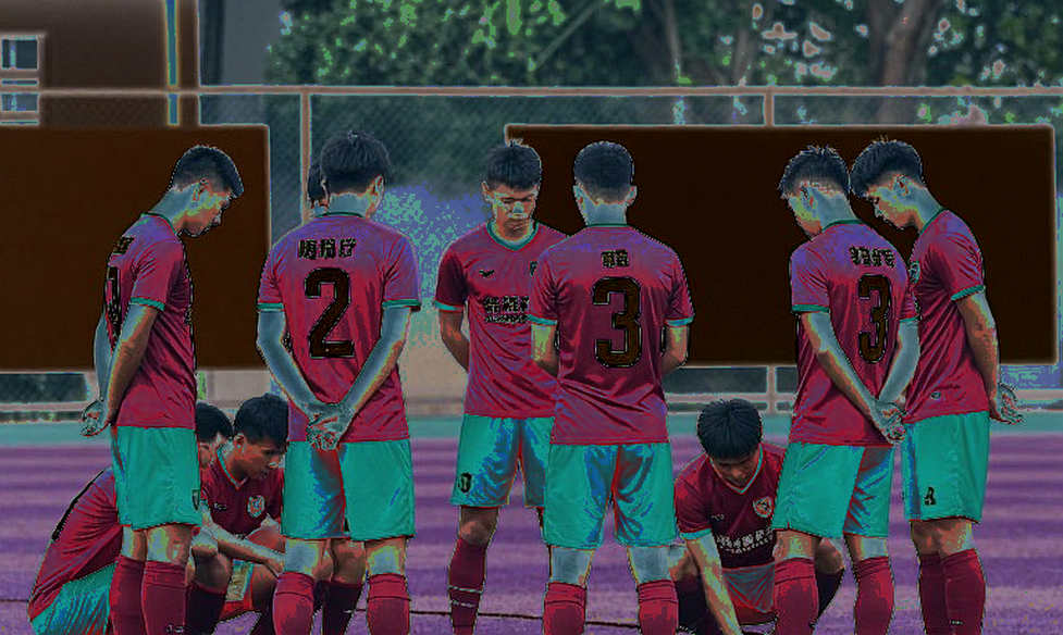 ফাঁকা গ্যালারি, কাঁপা কণ্ঠ: মেক্সিকোর নতুন যুগের প্রথম ক্ষত