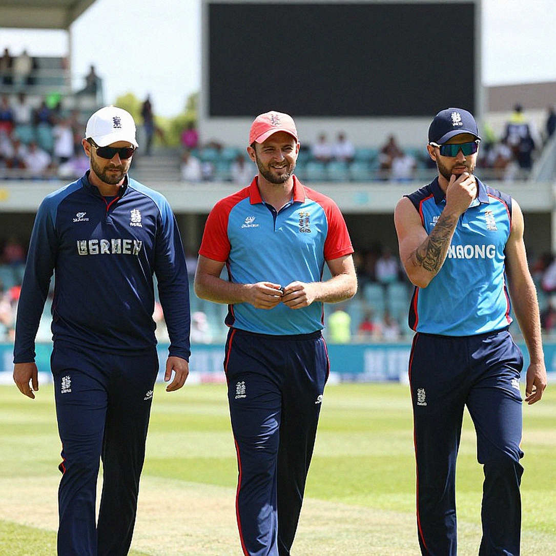 Pant Returns to Delhi, but the Club Video Leaves Out the Numbers Pant Returns to Delhi, but the Club Video Leaves Out the Numbers