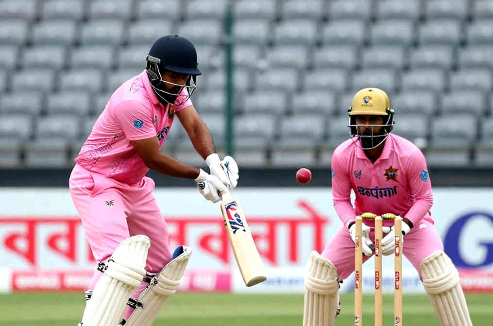 মাঝের ওভারগুলোর নীরব ঘেরাও: এশিয়ার ওয়ানডেতে বাংলাদেশের স্পিন-অর্থনীতির হিসাব মাঝের ওভারগুলোর নীরব ঘেরাও: এশিয়ার ওয়ানডেতে বাংলাদেশের স্পিন-অর্থনীতির হিসাব