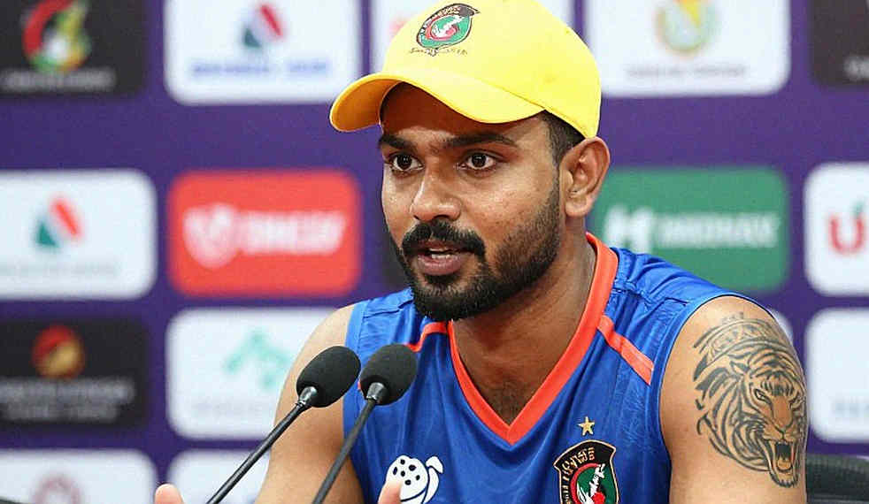 পিচের নিচে চেইন: ক্রিকেটের অর্থনীতিতে ব্লকচেইনের নীরব প্রবেশ পিচের নিচে চেইন: ক্রিকেটের অর্থনীতিতে ব্লকচেইনের নীরব প্রবেশ