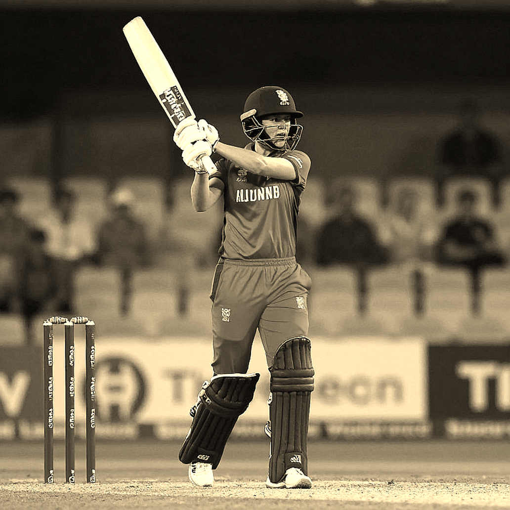 নতুন আলো, পুরোনো কাঁধ: বল গড়ানোর আগেই WBBL|12 যা দেখিয়ে দিচ্ছে