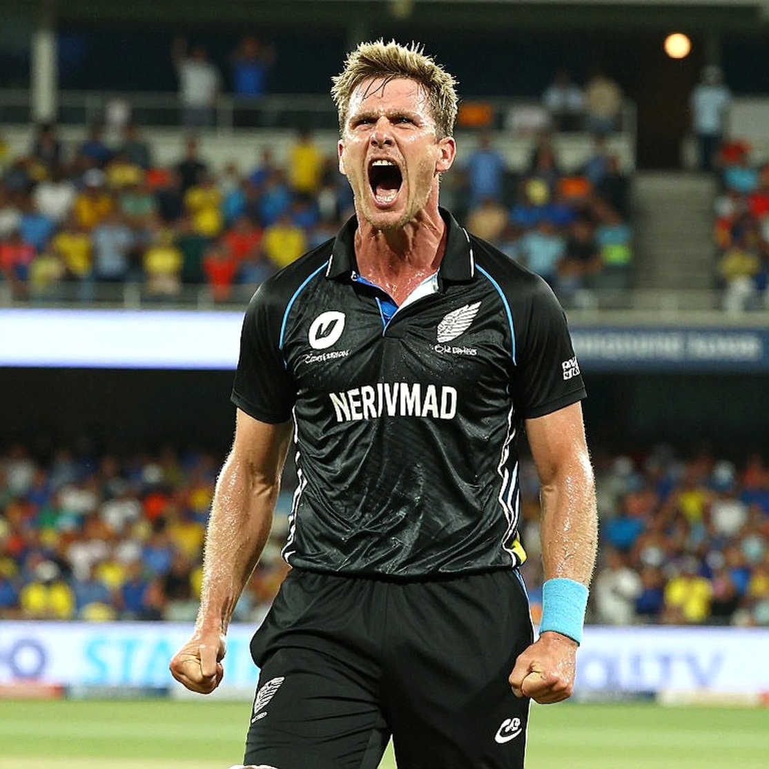 Martin Guptill in the White Ferns Batting and Fielding Support: Three Layers Beneath One Appointment Martin Guptill in the White Ferns Batting and Fielding Support: Three Layers Beneath One Appointment