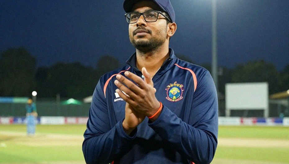 শীর্ষ দশে দুই স্পিনার, শীর্ষ বিশে কোনো ব্যাটার নন: মেহেদি-নাসুমের র‍্যাঙ্কিং লাফের ভেতরের হিসাব