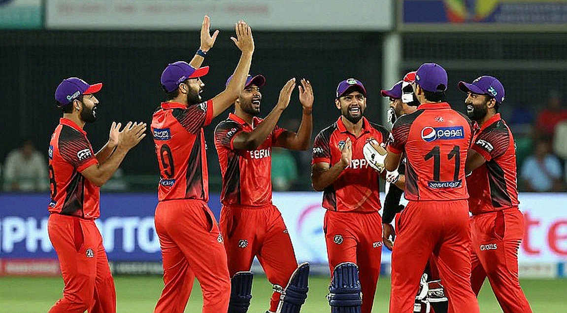 নাথান ম্যাকসুইনি ও স্পিন ধাঁধা: ১২৩ রানের ইনিংসটি যেভাবে অস্ট্রেলিয়ার পাইপলাইনের হিসাব বদলে দিল